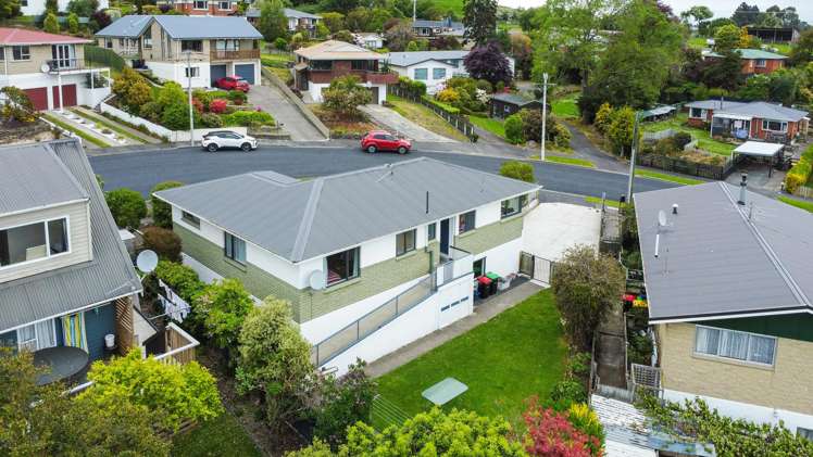 26 Elwyn Crescent Green Island_22