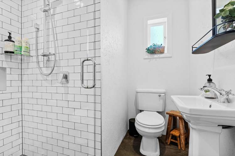 124 Essex Street Masterton_12