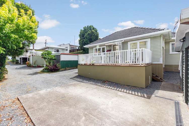 48 Savoy Road Glen Eden_19