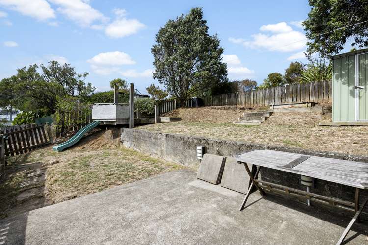 7 Danube Street Island Bay_13