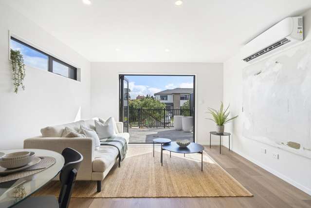 1/6 Ngaroma House Drive Hobsonville_1