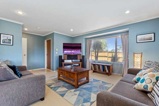 14 Greta Banks Place Wattle Downs_1