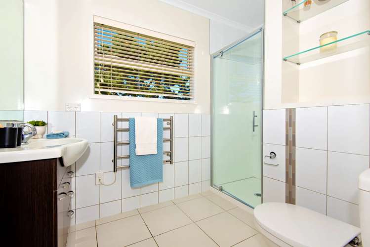 19 Island View Heights Coastlands_13