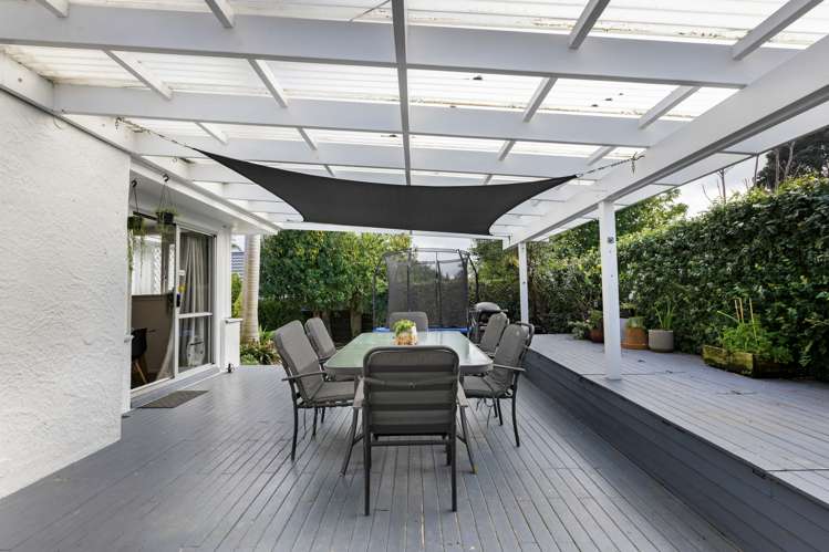 2/132 Edmonton Road Te Atatu South_6