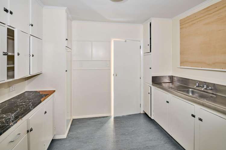 3 - 5 York Place Cannons Creek_4