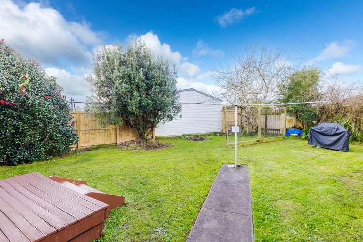 6 Deanwell Avenue Deanwell_15