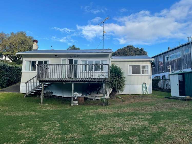 6 Gray Crescent Torbay_14