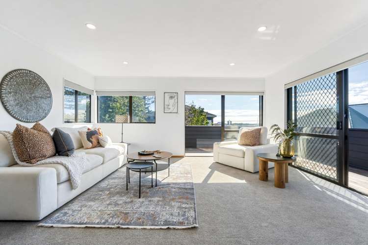 2/14 Raleigh Road Northcote_10