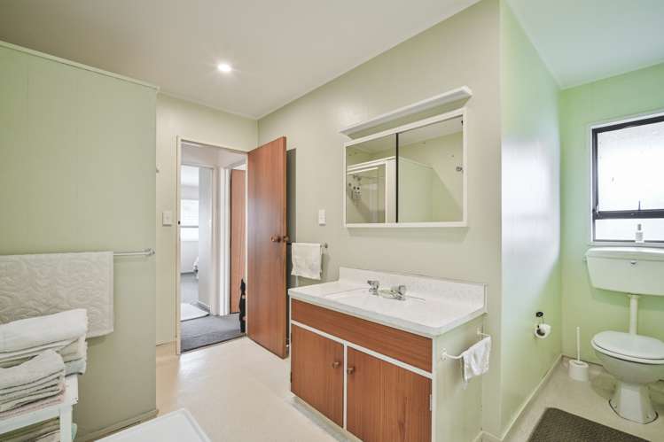 922 Florence Street Raureka_8