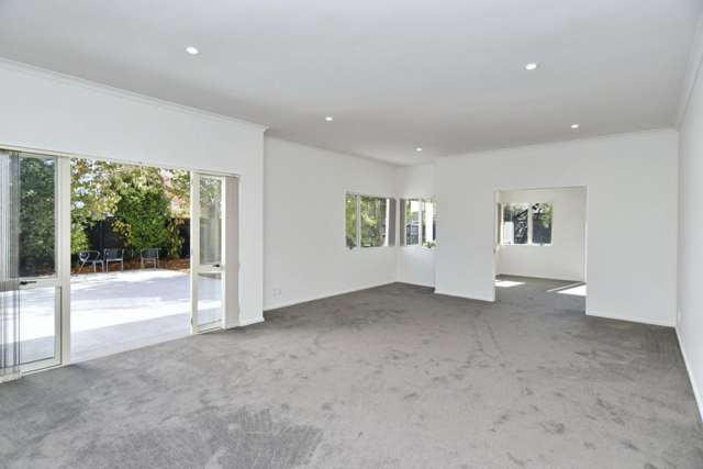 3 Glastonbury Drive Burwood_2