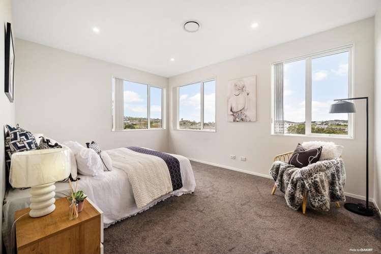 10 Bine Crescent Orewa_12