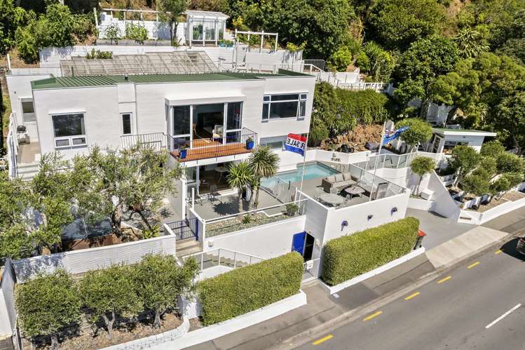 709 Marine Drive Eastbourne_1