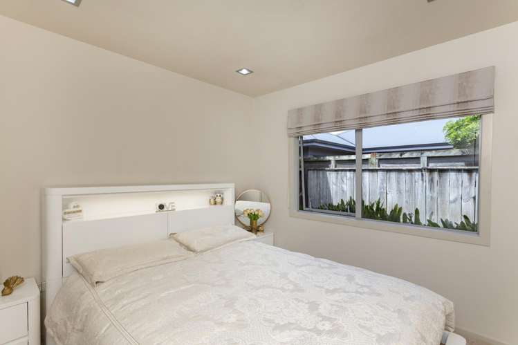 5 Pohutukawa Grove Lytton West_13