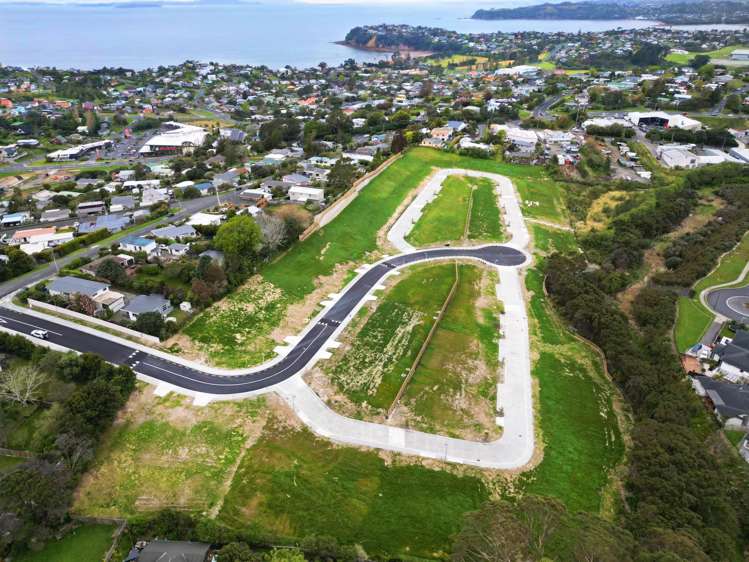 8 Hau Tapu Loop Stanmore Bay_5