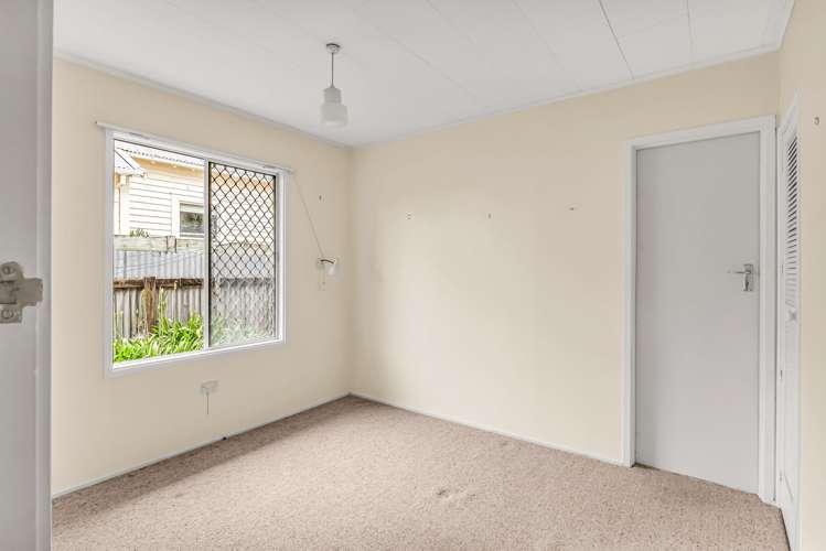 9 Iranui Road Inner Kaiti_12