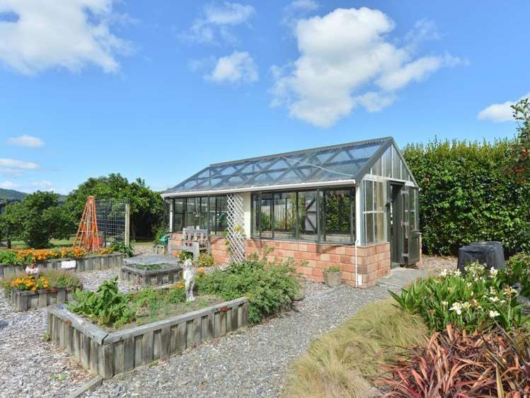 40 Konini Street Parahaki_12