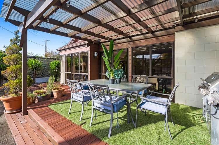 47 Blackmore Drive Owhata_18