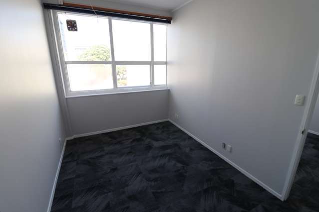 Unit 3/4 Cobham Court Porirua_3