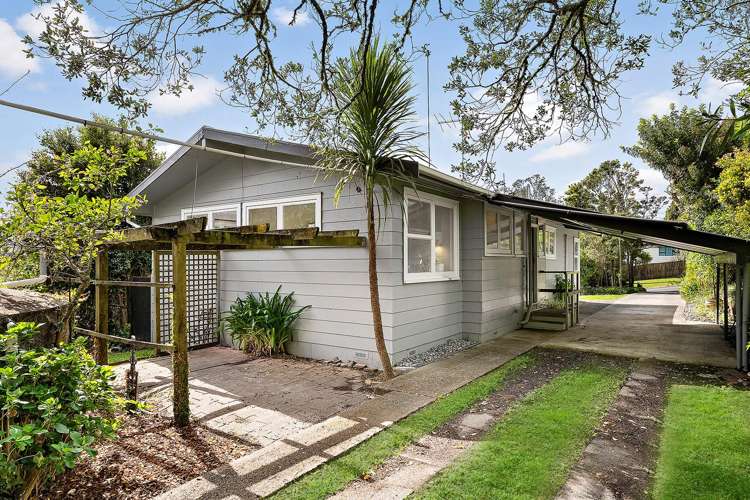 38 Doyly Drive Stanmore Bay_12