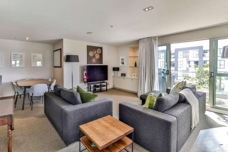 6D/8 Howe Street_0