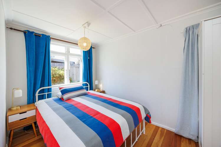 16 Chrystall Street Foxton Beach_17