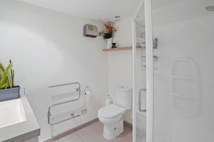 2/502 Hereford Street Linwood_7