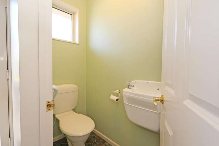 32 Dublin Street Windsor_21