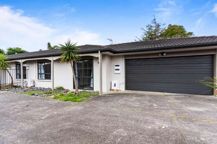 27 Lothian Brae Manurewa_17