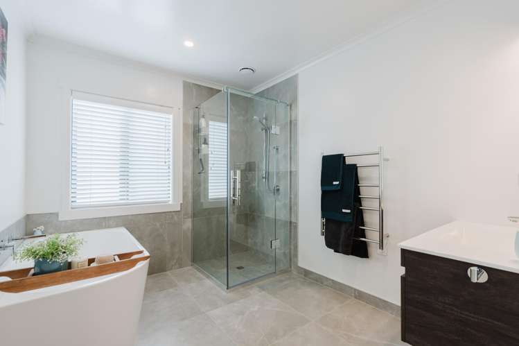 78 Maanihi Drive Rototuna North_16