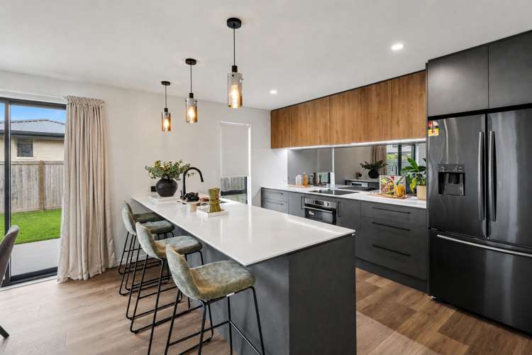 7 Coprosma Road_5