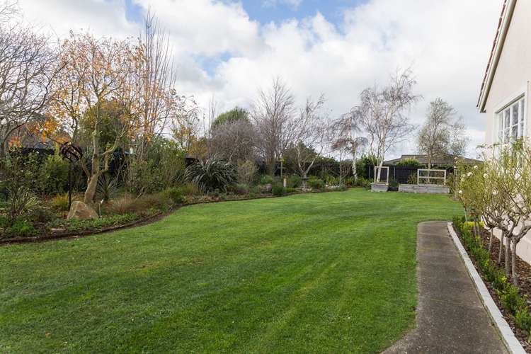 64 Guy Street Dannevirke_16