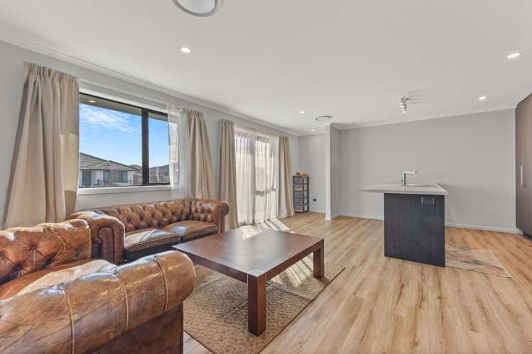 10 Esher Lane Richmond_7