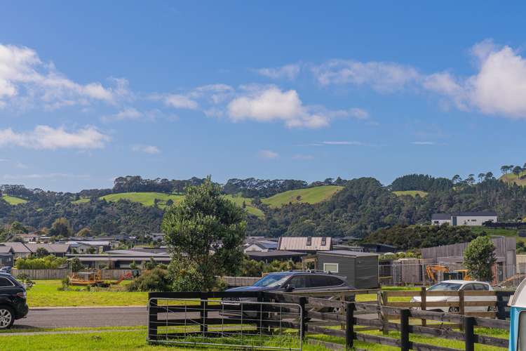 1 Tinirau Place Cooks Beach_7