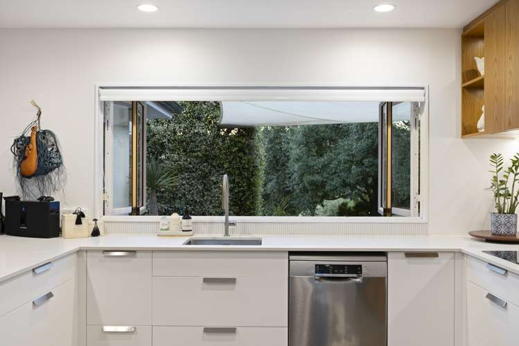 28 Landing Road Titirangi_4