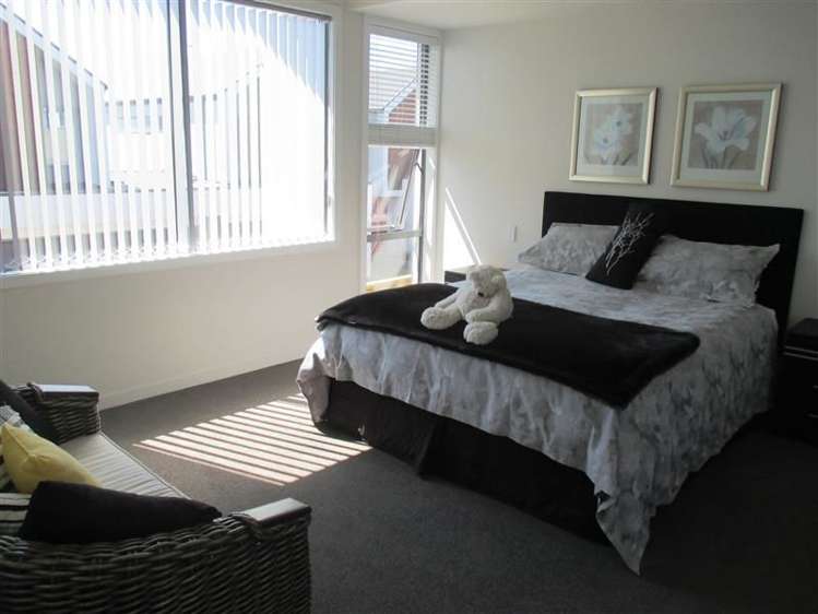 19 Kittyhawk Avenue Wigram_9