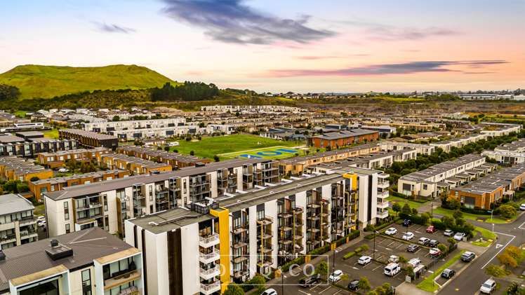 208/3 Bluegrey Avenue Stonefields_12