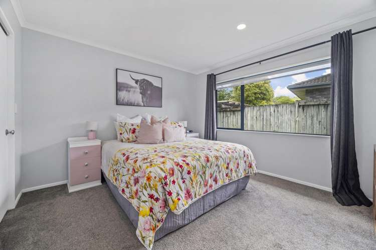 17 Edward Payton Grove Pukehangi_8