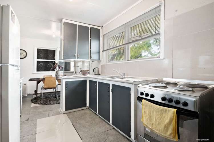 79 Fairclough Road Beach Haven_6