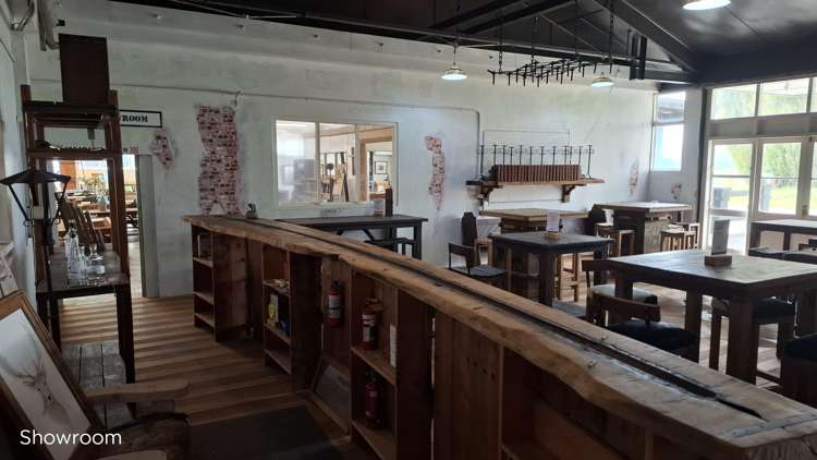 483 Peake Road Cambridge_8