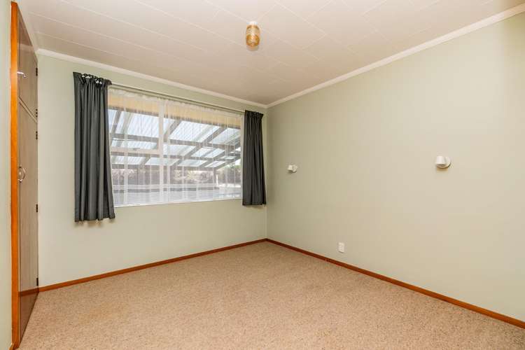 13 Cross Street Marchwiel_12