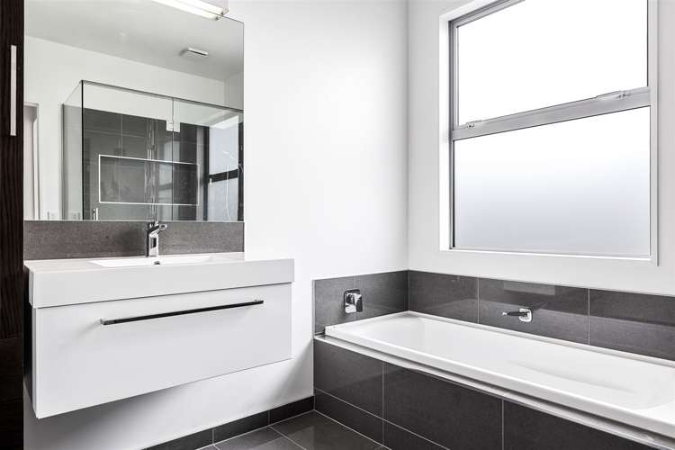 423 Mount Thomas Road Fernside_12