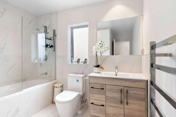 77 Joseph Street Flat Bush_9