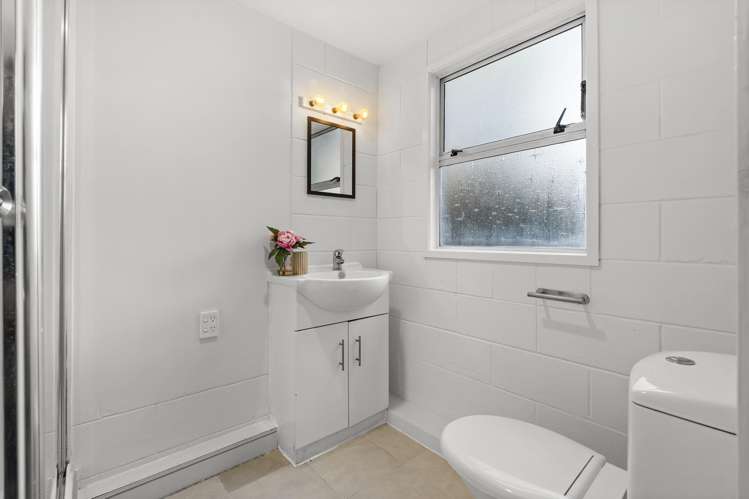 1/27 Shanaway Rise Hillcrest_13