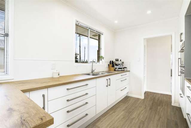 49 Rhonda Avenue 1056_3