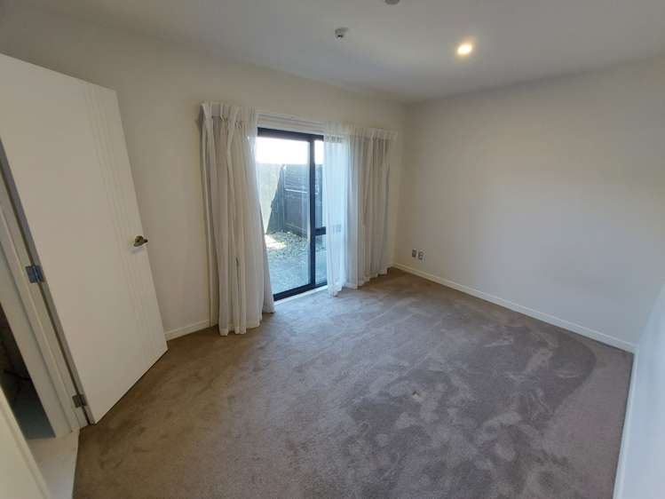 7 Lilac Lane Oteha_11