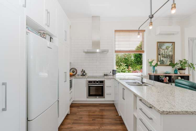 292 Racecourse Road Cambridge_14