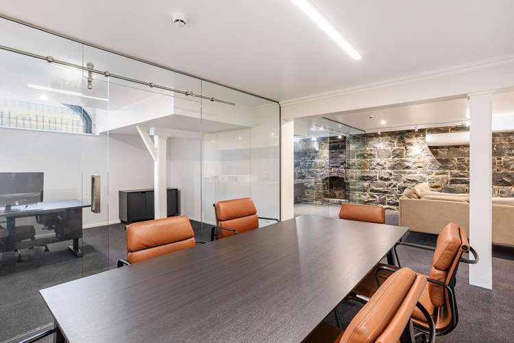 1 Queens Gardens Dunedin Central_12