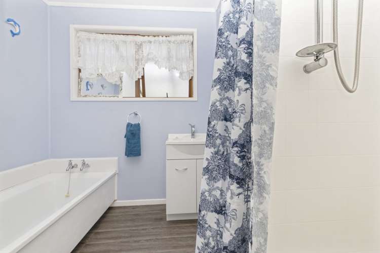 4 Capricorn Place Glen Eden_10