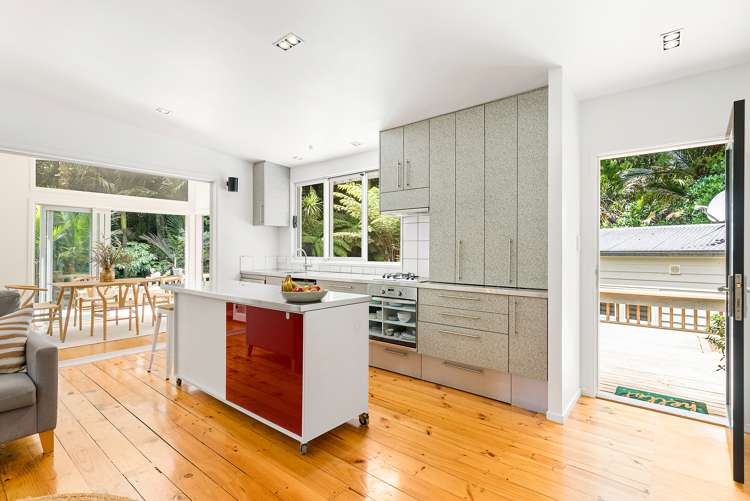 34 Valley Road Titirangi_6
