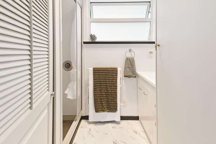 45 Victory Crescent Tawa_4